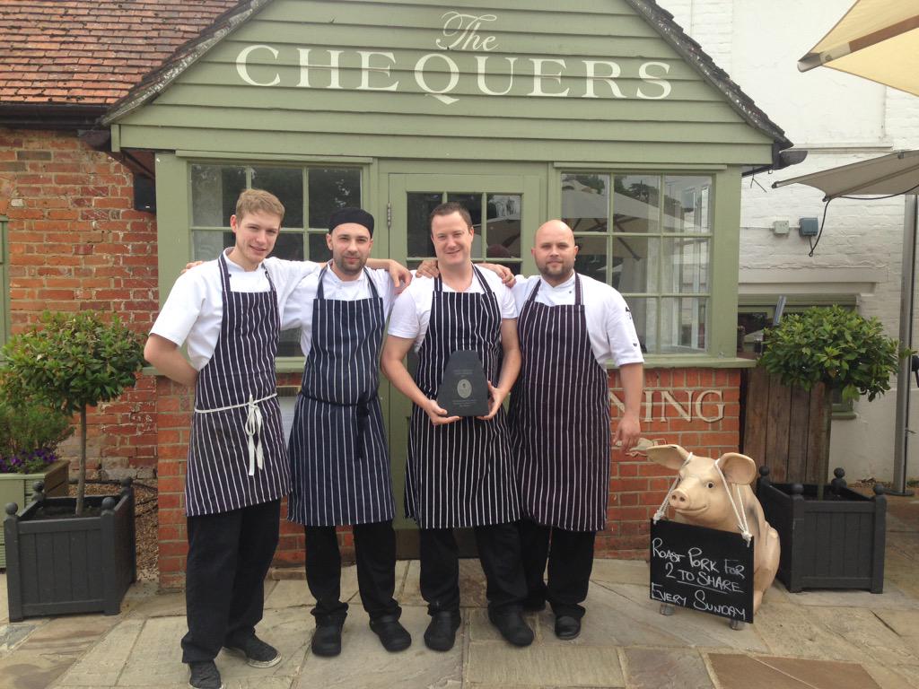 Well done team #CGCAwards <a href="/ChefNicBaba/">Nicolae Baba</a> @The_Chequers_ @PeachPubs