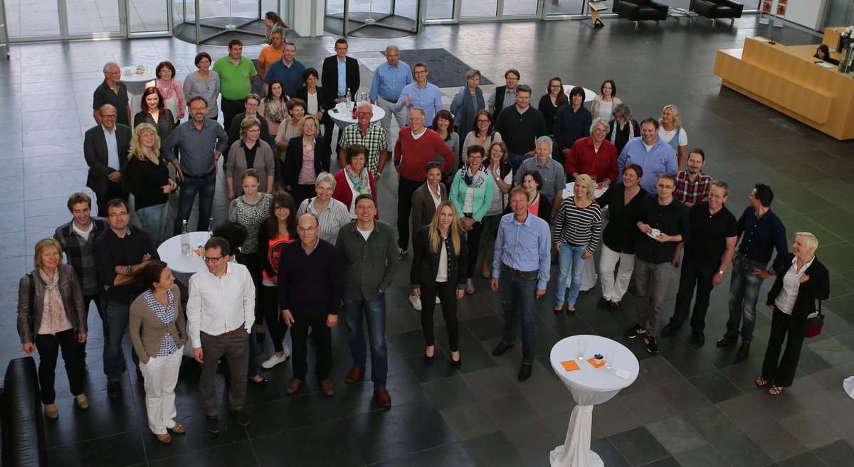 statixgmbh's tweet photo. Kathrin Leopold und Barbara Ostertag beim Anwendertreffen 2015 von @uStrich. Danke Euch für den Input. http://t.co/WGiTRNwGZ2