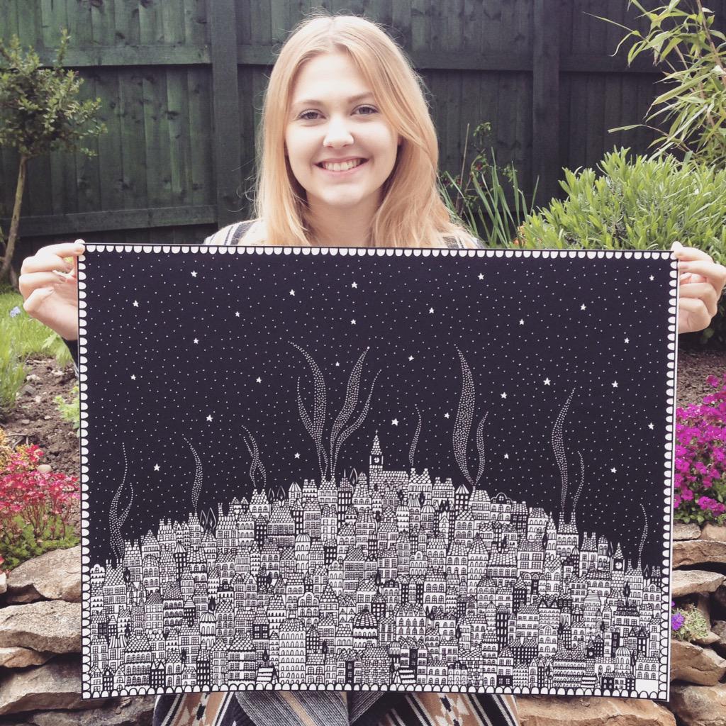 littleHB1's tweet photo. Throwback to one of my biggest #papercuts took 2 weeks in total to make! #htlmp #smallbusiness http://t.co/1xbDuFIzMR