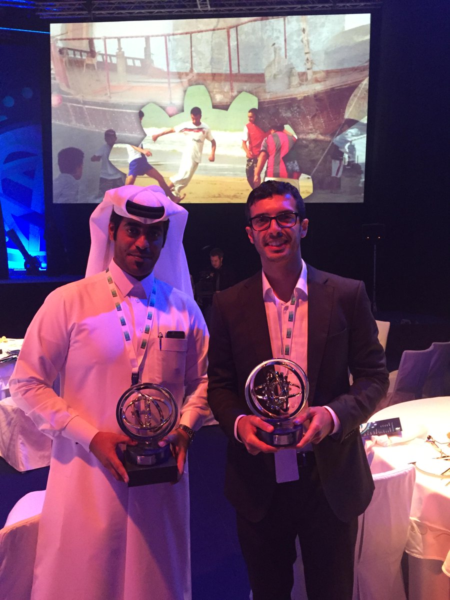 StarsofScience's tweet photo. يحتفي@DeliverAmazing 
 بثقافة الابتكار ويختار ٦مشاريع فائزة. نهنئ خريج #نجوم_العلوم  ذياب الدوسري بفوزه #Challenge22 http://t.co/a9XFdFPwvJ