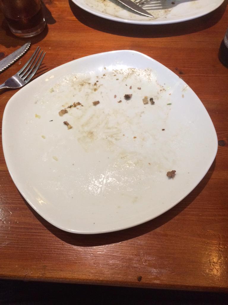 alexleejames's tweet photo. @Grillsteakhouse http://t.co/As8DOxy0AI