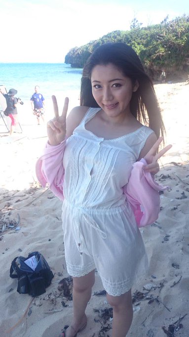 撮影終わったヾ(@゜▽゜@)ノ新しい作品内容でめっちゃ頑張ったよ＼(^-^)／お楽しみに(o^－^o) http://t.co/D3kvbtbVKu