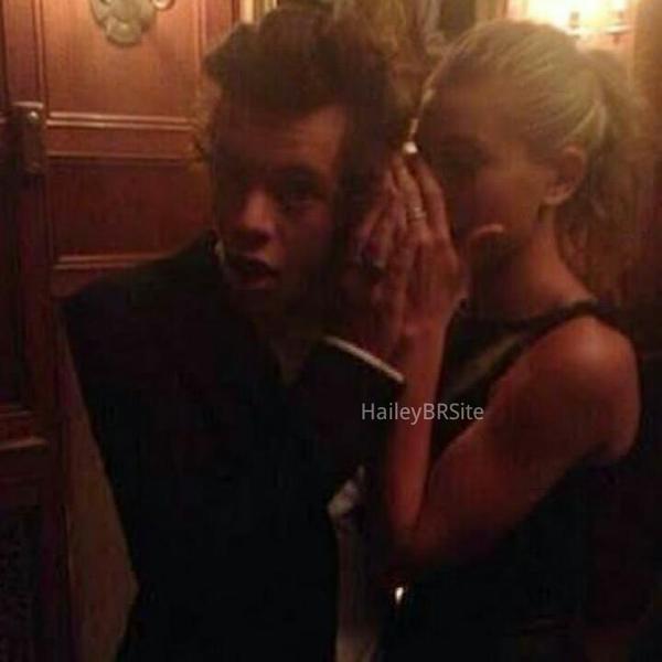 Hailey Baldwin Fr On Twitter Photo Rare De Hailey Et Harry
