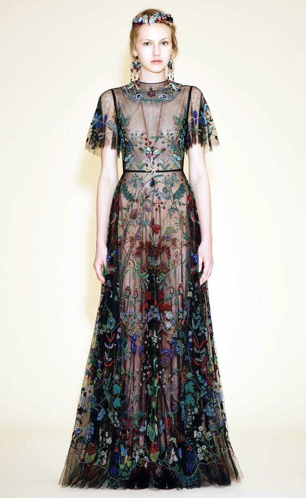 elle_es's tweet image. Hora de soñar con la delicada colección Resort 2016 de @MaisonValentino   on.elle.es/1en5bWz
