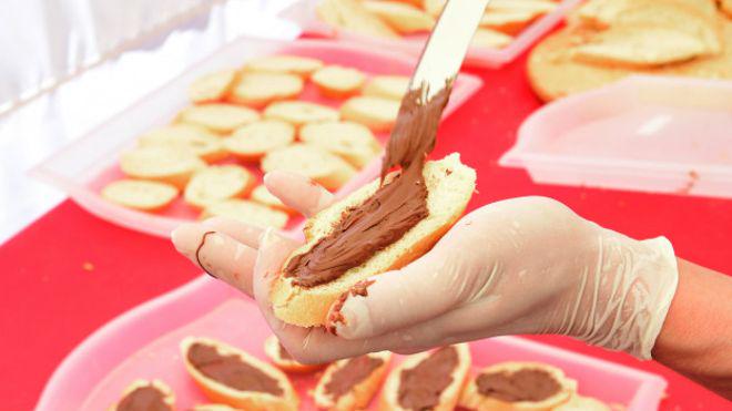 Fransa ile İtalya arasında Nutella kavgası bbc.in/1LhV3sk