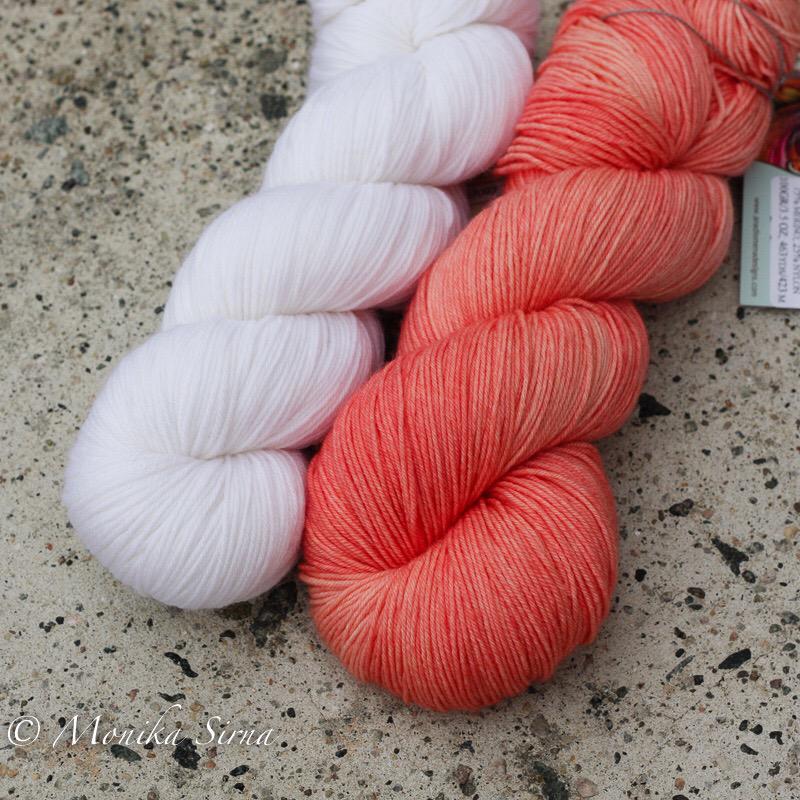MonikaSirnaDsgn's tweet photo. What a pretty pair! #ColourAdventures #diasock #cascadeyarns #heritagesock #knitting #yarn #skein #tearose http://t.co/hfmSLeQvci