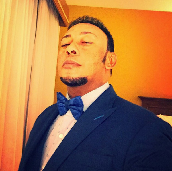 Zucep's tweet photo. Que ridiculez jajaj RT @remolachanews: Anthony Santos demanda al Pachá por US$5 millones http://t.co/DPXbEUe9dK http://t.co/PoxooV940X