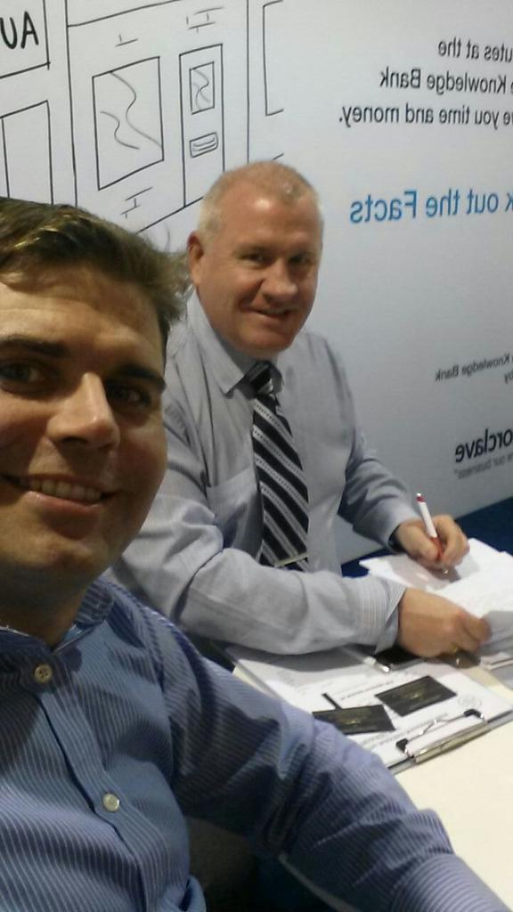 mikemccaffreyuk's tweet image. Signing the deal with @PriorclaveLtd Lee Oakley....The number 1 #Autoclave manufacturer in The UK #LabmacUK
