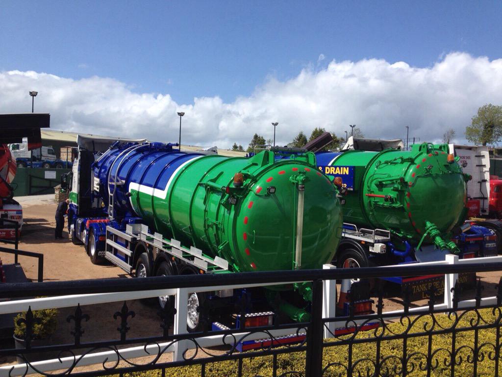 GlancyEnviro's tweet image. Full of the pipe truckshow in June