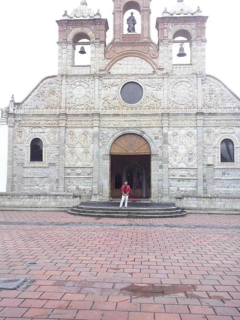 ManyaRonal's tweet image. 