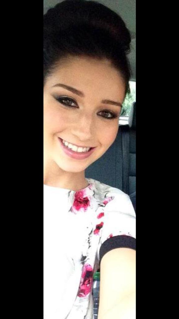 makeup_em's tweet image. Our gorgeous #clientselfie from @Samantha_Reill #makeup #beauty #MUA #makeup #Liverpool #IdolEyes