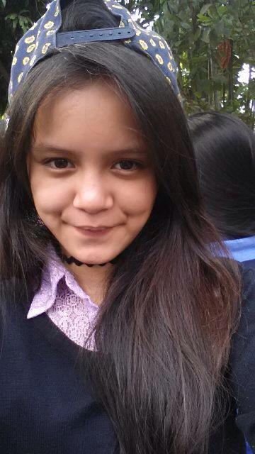 ReskaTania's tweet photo. Hallo http://t.co/MqB0NsynPe