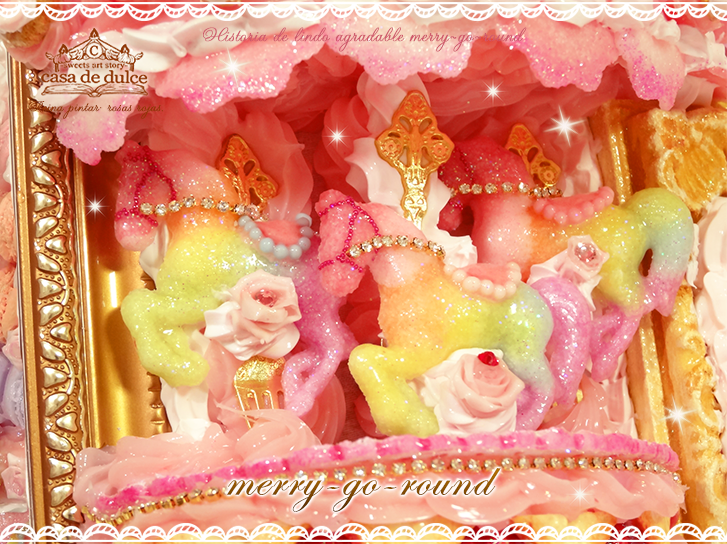 casadedulce's tweet photo. ★カサデドゥルセの特別製メリーゴーランド♪虹色キャンディーの回転木馬が、あなたを可愛いお菓子の世界へと誘います☆*+Webショップ→http://t.co/gslJevQbSP  #スイーツデコ #メリーゴーランド #ハンドメイド http://t.co/3rEO07xbRx