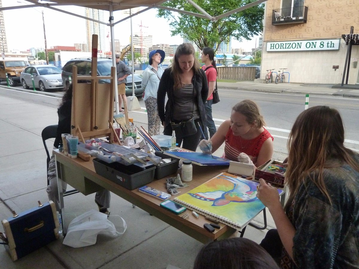 ArtsCan_Calgary's tweet photo. Tonight @HouseRumble  join artists at work from 7 PM, come for auction at 9 PM,new stuff every week;  #yyc; Calgary http://t.co/DISS0OQVlp