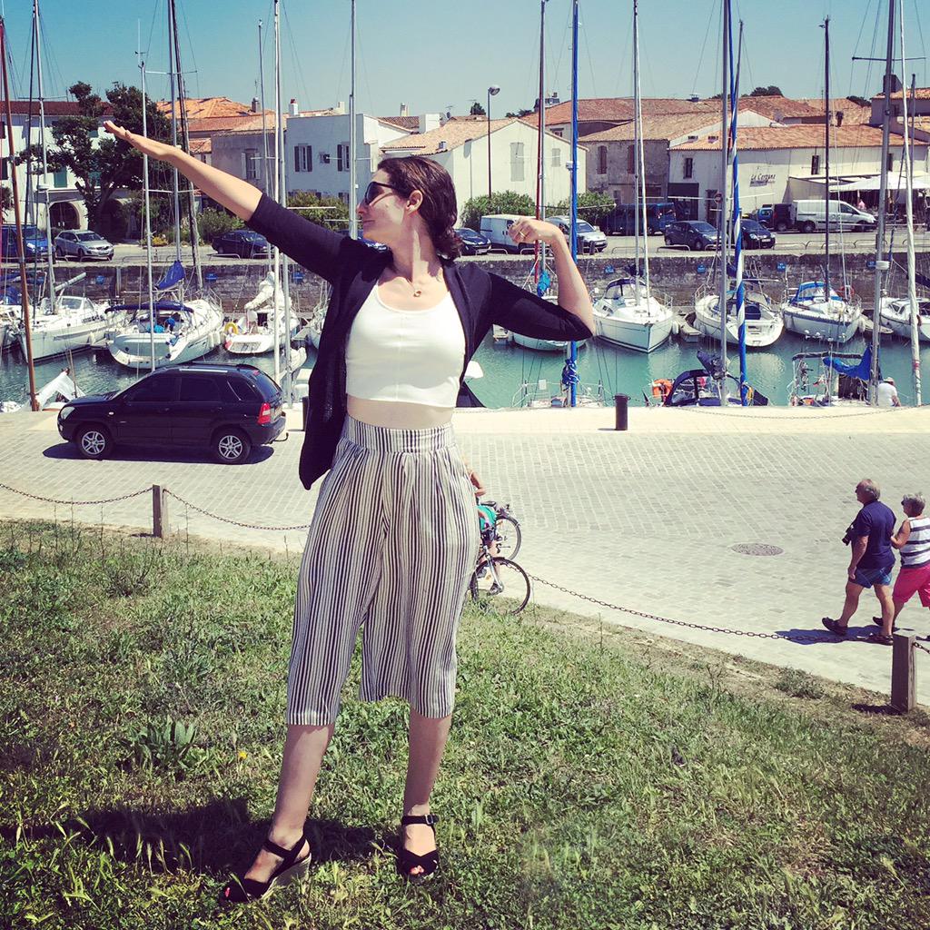 jeweinbe's tweet photo. @HulkHogan I bet I'm the only one in culottes #HOGANING http://t.co/tgGFtzHcJp