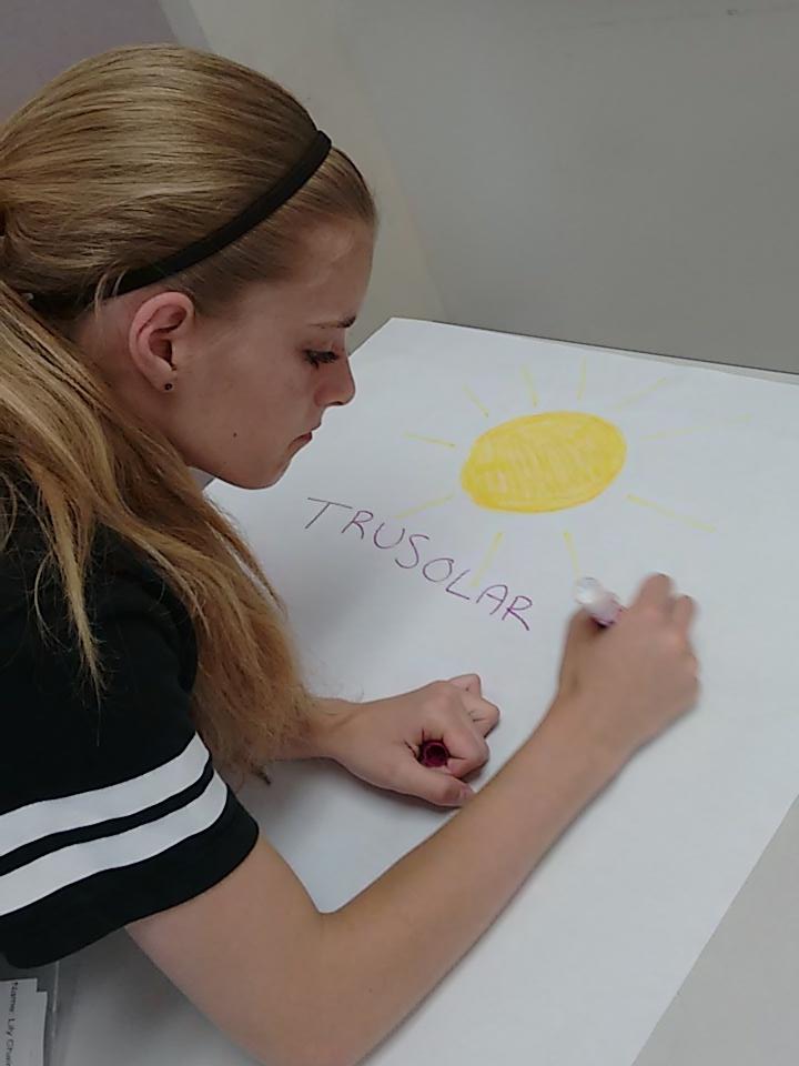 _TruPower_'s tweet photo. Lily working to promote @_TruSolar_ http://t.co/Z3uNxw6gMo