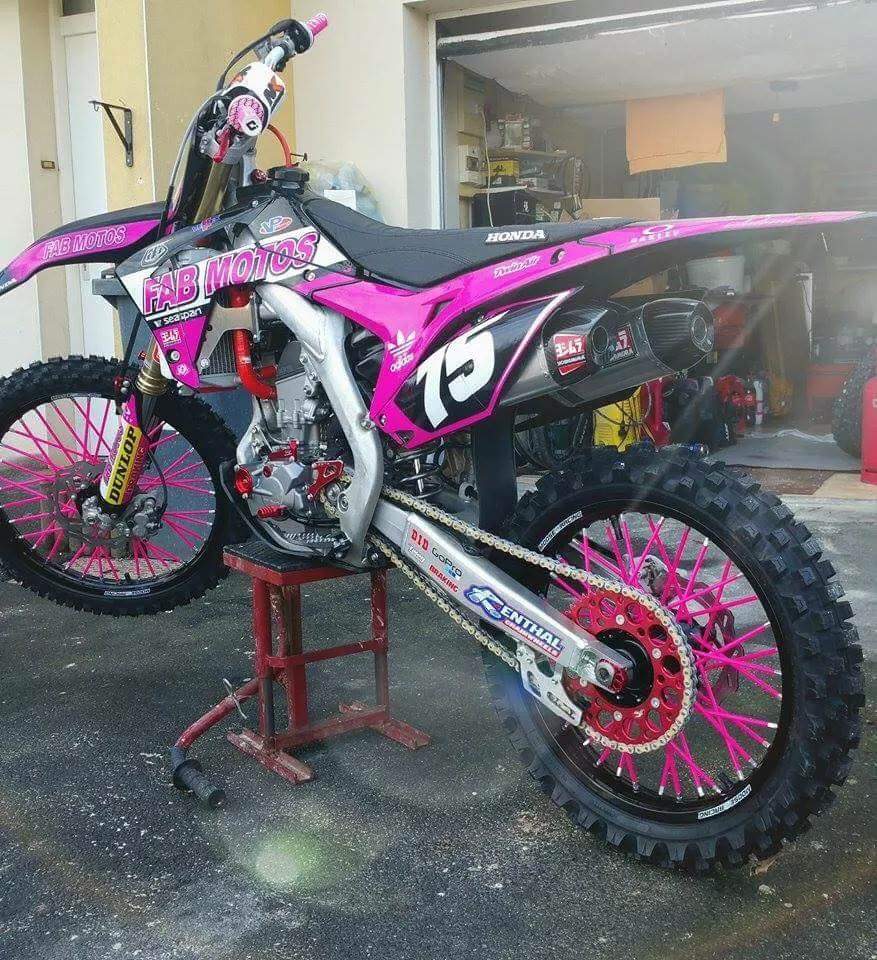 PostsbadCross's tweet image. Girl bike😈