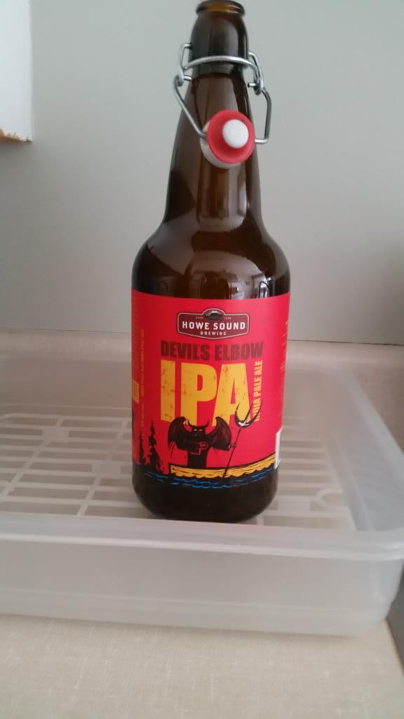 SeagullACKLee's tweet photo. Been two days since I brought this back from @howesoundbeer and my roommate has already drank the last drop #beer http://t.co/NCxNtrnpL6