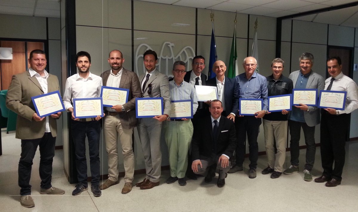 #PresidentiinFormazione <a href="/adigio69/">Antonio Di Giovanni</a> Confindustria è conoscersi meglio per #crescere insieme - congratulazioni a tutti!