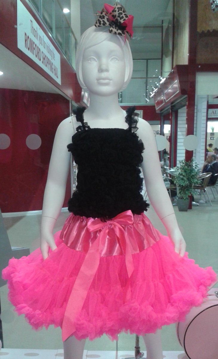SnazzyGems's tweet photo. New Tutu pettiskirts are in! We have more then 20 colors to choose from .And now we also have lovely ruffle tops. http://t.co/B0CiIpIwzb