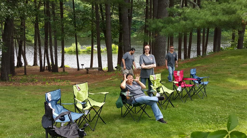 amyboyer71's tweet photo. Great team bonding D123 picnic @DanielleKida1 @PaulDeveno @PaulDeveno @DelvecchioA @Lisachiras @bensonrobert16 http://t.co/ixApDMXzhr