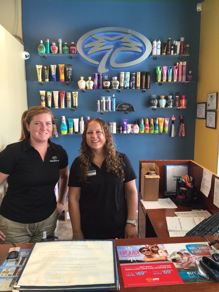 NStanningexpert's tweet photo. Tan with the pros @PalmBeachTan Roanoke #ImGoingTanning http://t.co/zehxbzgKuW