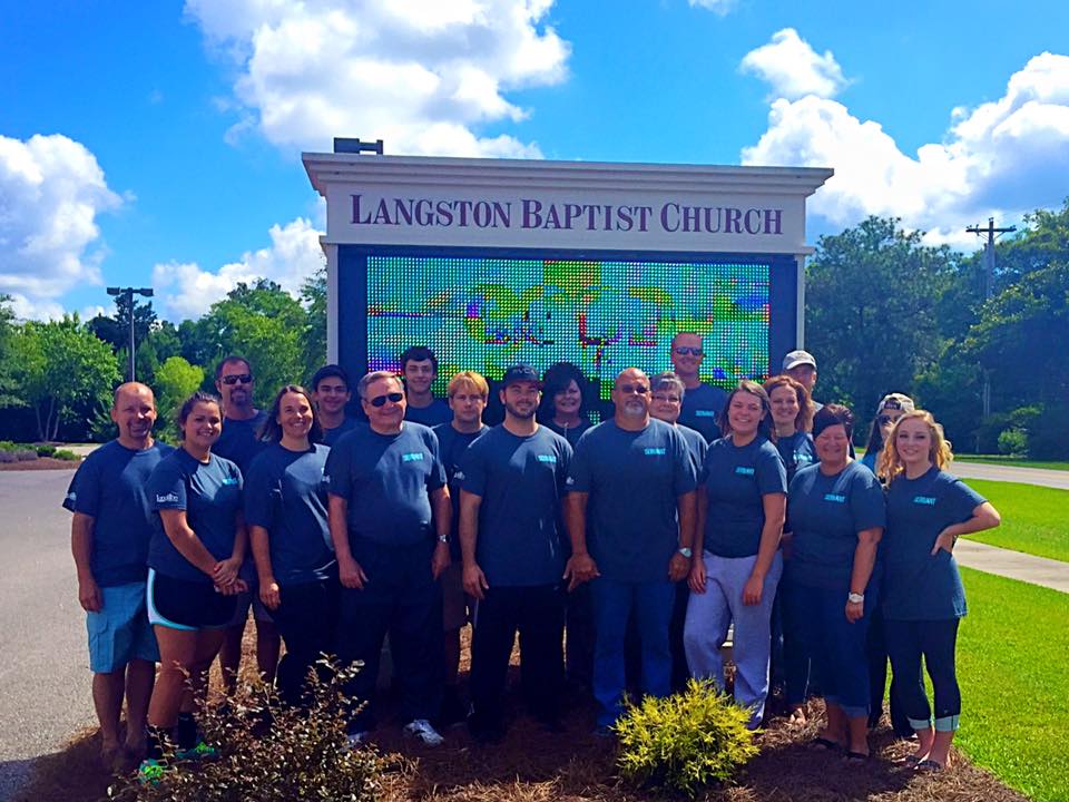 LangstonBaptist's tweet photo. Praise God, our Brazil Mission Team is finishing up the new church in Brazil! God is good! http://t.co/2tknmO2XZc
