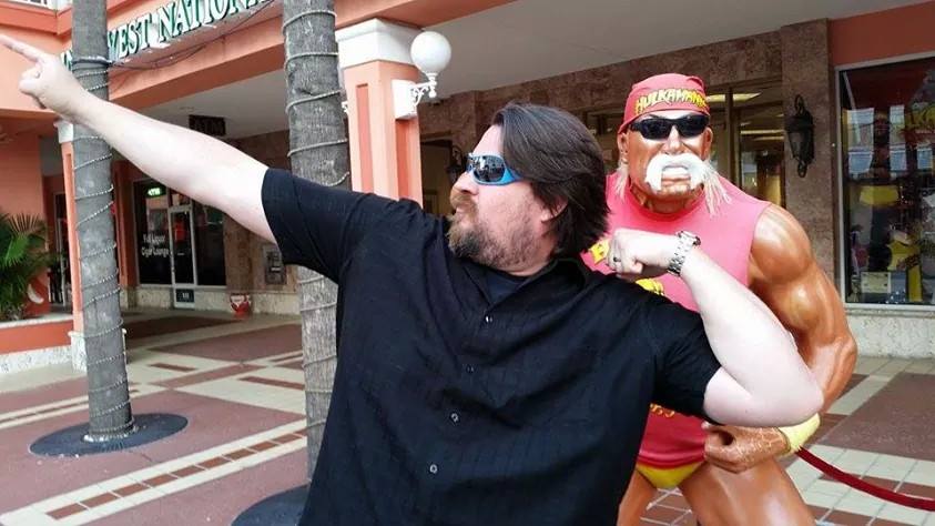AJRAZOR33's tweet photo. @HulkHogan What if I was the biggest Hulkamaniac... and you never knew it?  #Hulk4Prez http://t.co/xp75Cw2jTG