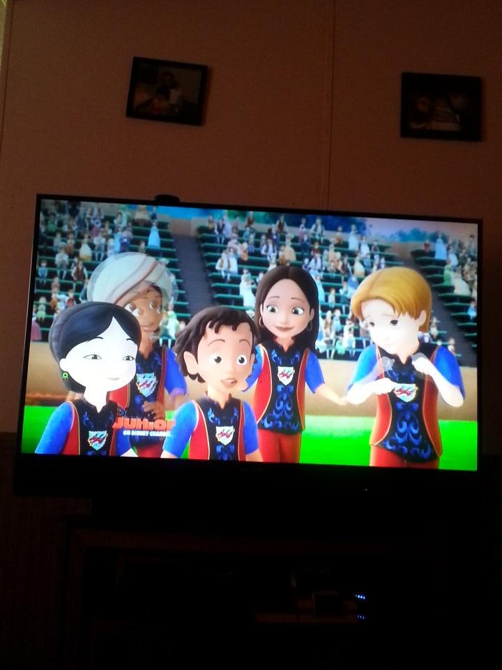 fandsluvr's tweet photo. My entertainment as a mom...kid shows! http://t.co/6EMh0pKsSv