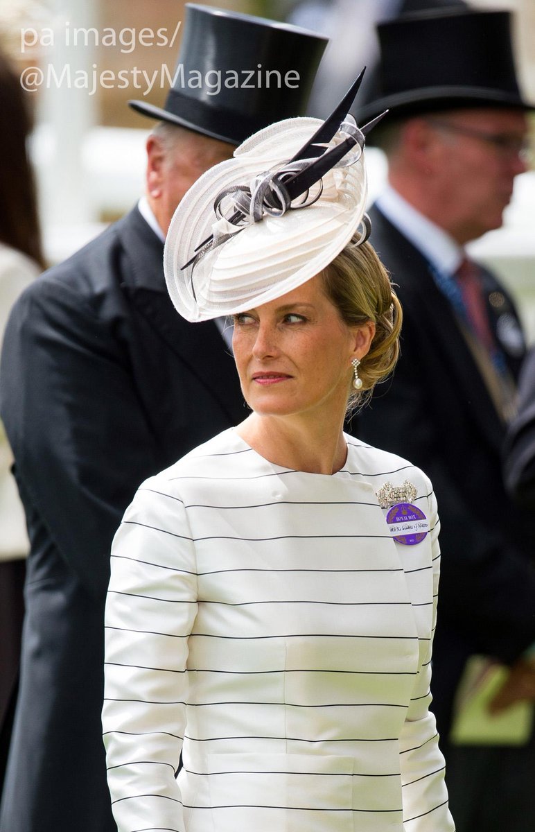 Royal Ascot 2015. - Página 2 CHtpXpbXAAASZJZ