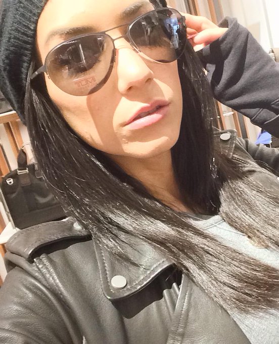 Roll out 🎶🎶🎶🚘 http://t.co/wP26Bz3rxi<a href="/tag/teamcyrusxxx"class="tags"><span>#teamcyrusxxx</span></a>