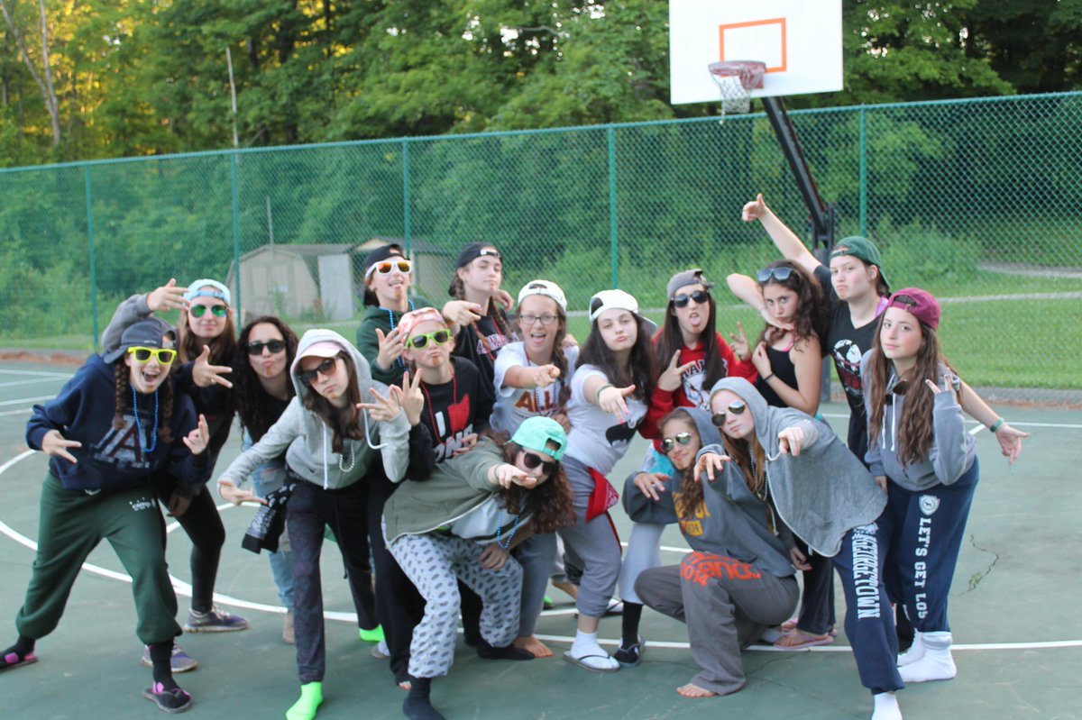 CampWise's tweet photo. Noar attended Campchella and danced the night away! #eveningprograms http://t.co/xJo4tmm1Kl