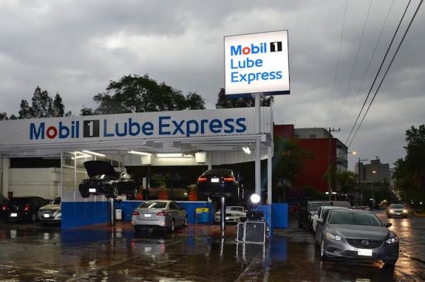 MobilTMTabasco's tweet image. #SabiasQue En #Polanco ya existe el primer Mobil 1 Lube Express? ¡Corre a realizar tu cambio de aceite! #YoUsoMobil