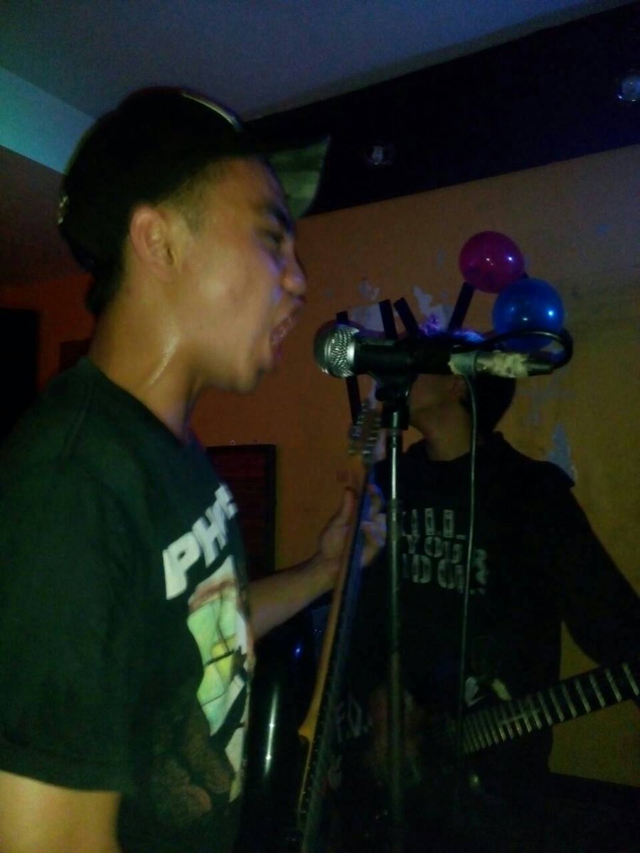 hari minggu kemarin di keos party5