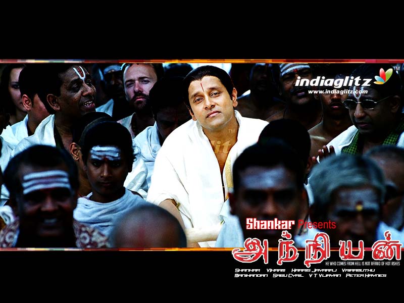 prashanth_says's tweet photo. #Ambi My All Time FAVORITE Character of MY GOD.
#10YearsofAnniyan
Innocence, Naivety & Divinity Personified.
#Vikram http://t.co/oGVjuUpJ9r