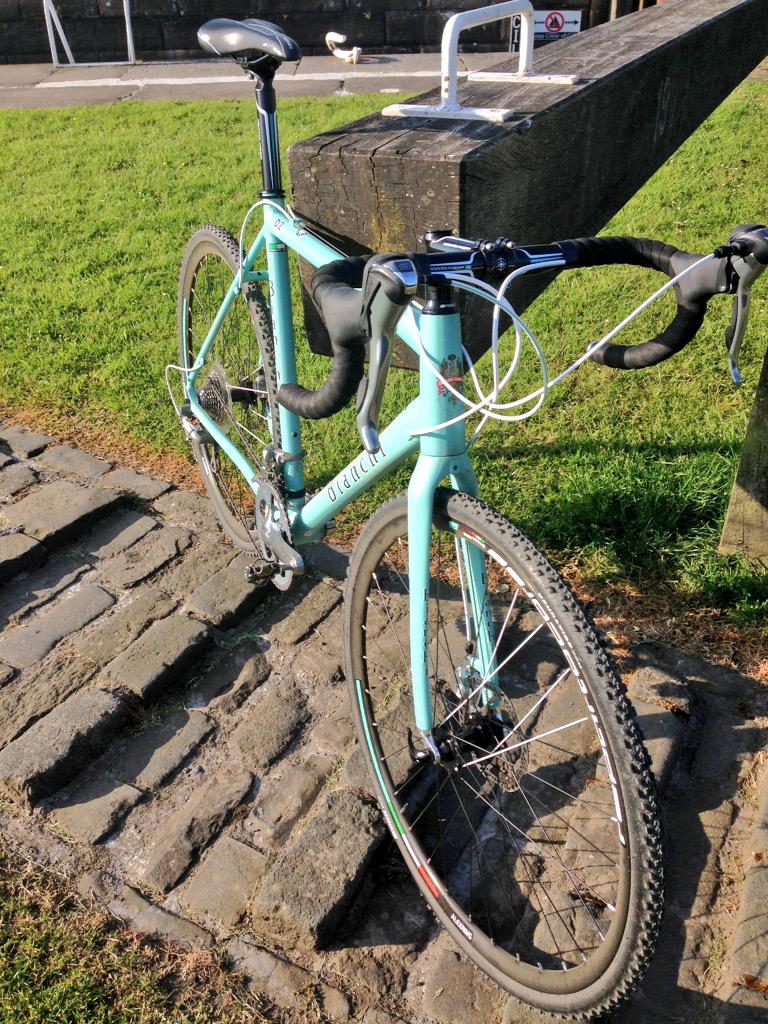 BianchiManUK's tweet image. Pre-breakfast ride on the @BianchiUK #Zurigo on the way to @SolidRockCycles #Mojoback