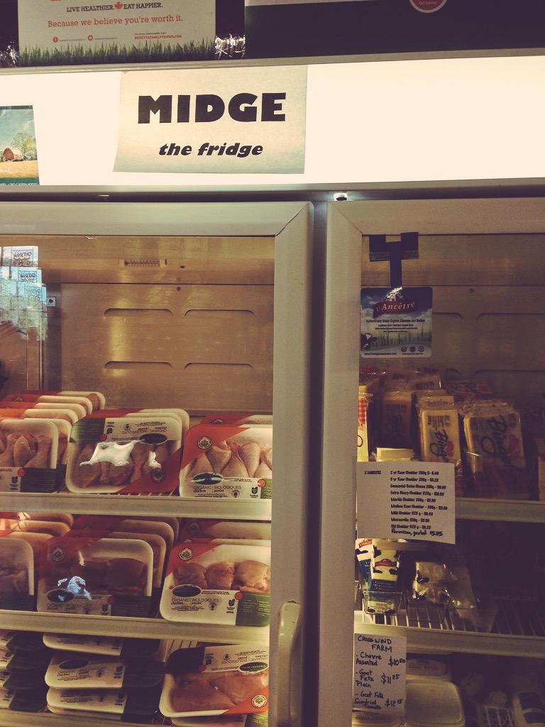 ryankotack's tweet image. I like new friends 👯 @WestendFoodCoop #eathealthy #inanimateobjects