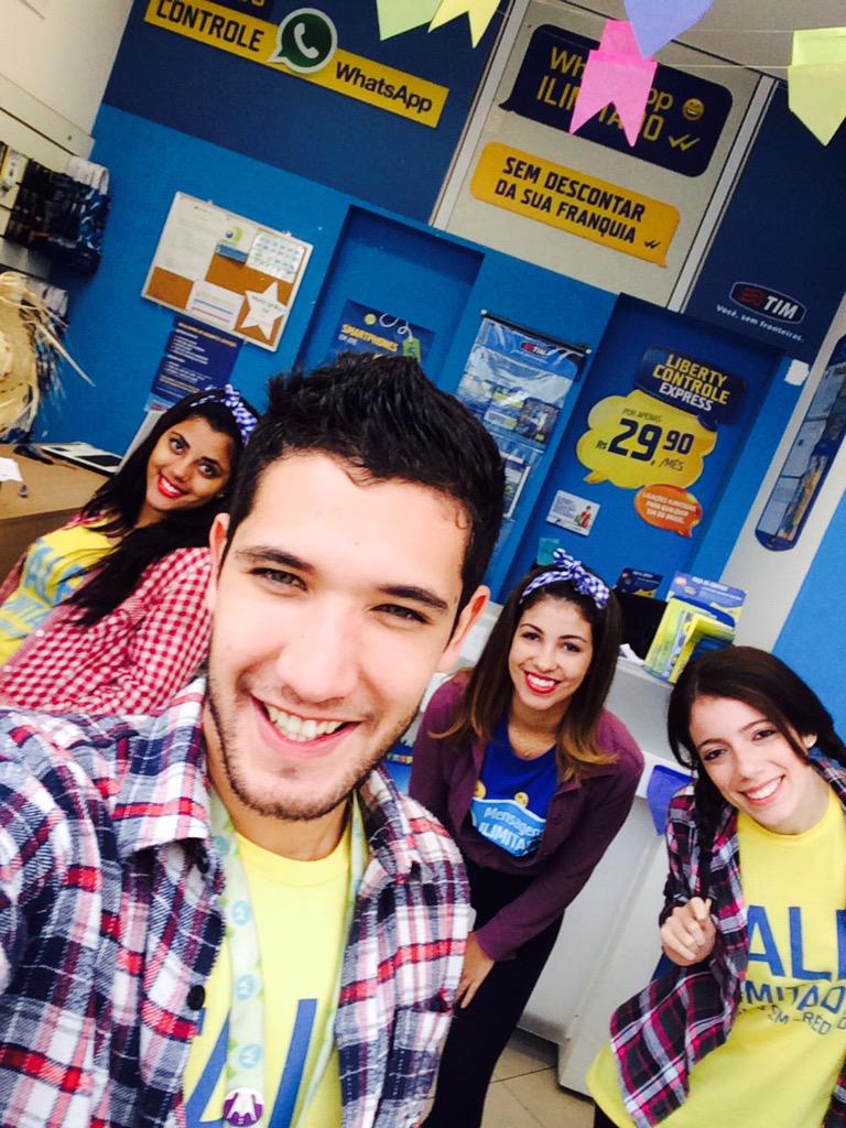 AlvesCayres's tweet photo. Equipe panda🐼🐼🐼🐼🐼💪🏻💪🏻💪🏻💪🏻👏🏻👏🏻👏🏻👏🏻 #controleday @Vsenatim @10Afrodrigues @Power_Dealer @alcidesjrtim http://t.co/gdBZsA6VKx