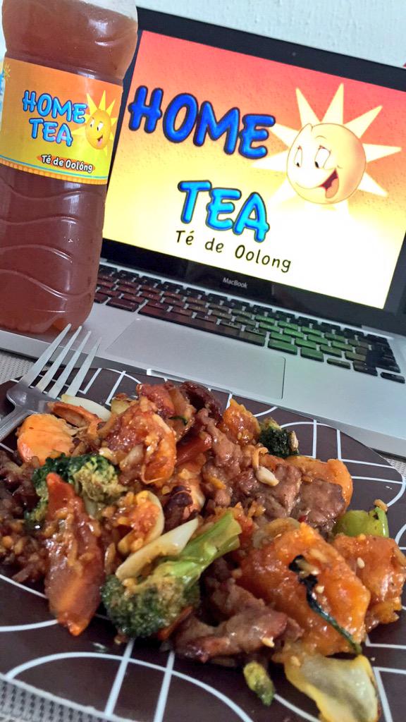 IsmaelAlmada's tweet photo. A comeeer con hometea #HomeTea @StacieSoto @anlucia22 @Luisaferalmada 💪👌 http://t.co/mczaTqpTtd