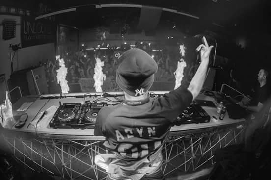 devongreen13014's tweet image. Drop!