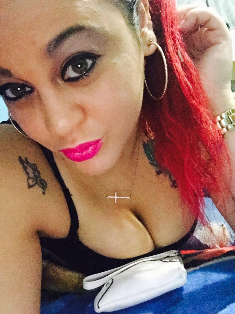 AnagalyR's tweet photo. Feliz miercoles amigos ❗️❗️❗️ http://t.co/cwhEMjU0UU