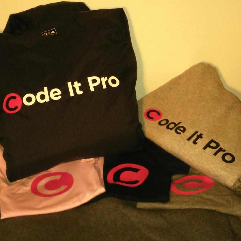 codeitpro's tweet image. We've got our branded clothing! Looking forward to wearing it! Thanks @SaintsScreen #codeitpro #tshirt #hoody #coat