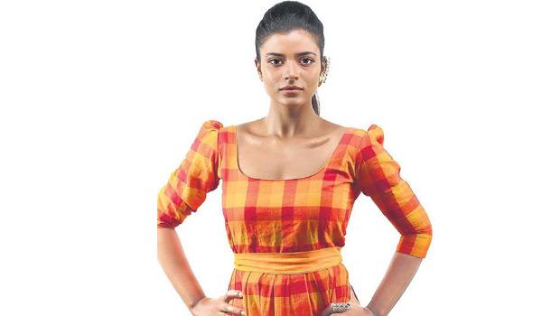 dinamalarweb's tweet photo. #Otherwise #youjust...? நீங்க மட்டும் இல்லேன்னா...? http://t.co/d0XmtzzvNH...?.htm?device=tw http://t.co/uL9T7F2DVL