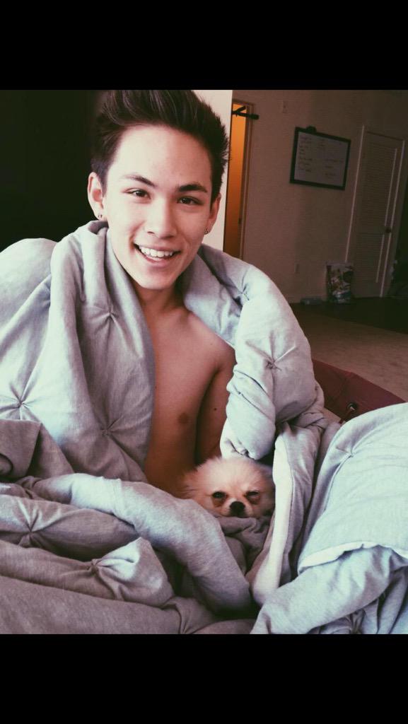 CarterRsupport's tweet image. HELP I NEED TO KNOW WHERE I CAN PURCHASE A CARTER REYNOLDS!!!!