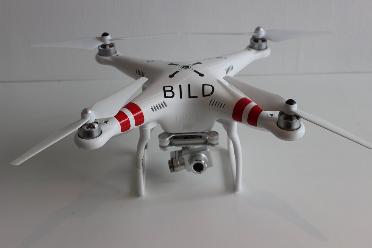 DroneBild's tweet photo. Listo para tu evento #DroneBild #drones 
https://t.co/1mculdW0OE http://t.co/R7cwqZWggz