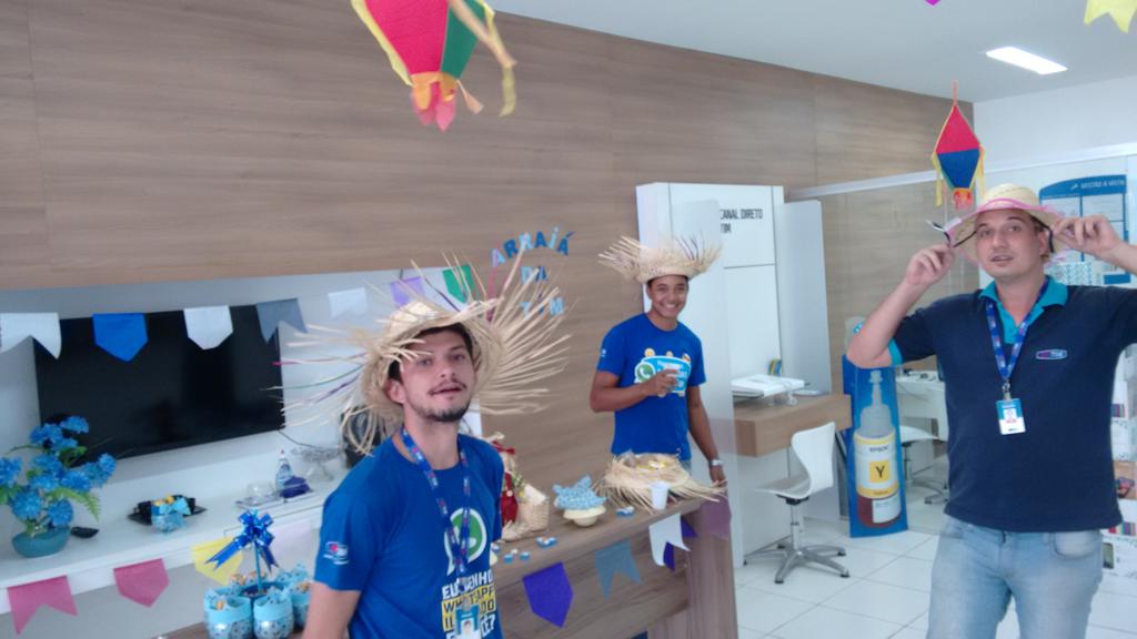 pocorobamt's tweet photo. Regional Cell - TIM em Sinop!!
Arraiá de Ofertas!! @cesaarpaulo @anderindalecio @Roger_Zanelato @Power_Dealer http://t.co/FGUOV0h2ww