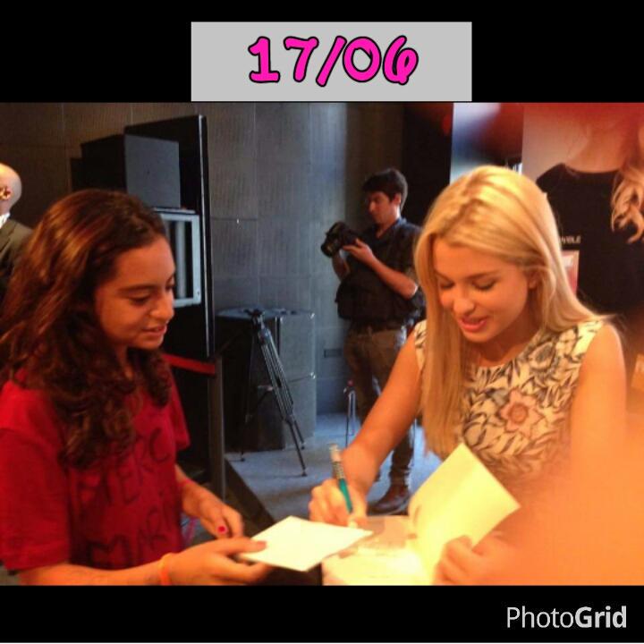 miluztinita's tweet photo. Je peux pas y croire omg, merci infiniment,je t'aime plus que tout @enjoyphoenix #EnjoyLyon <3 http://t.co/JChDSb3nV6