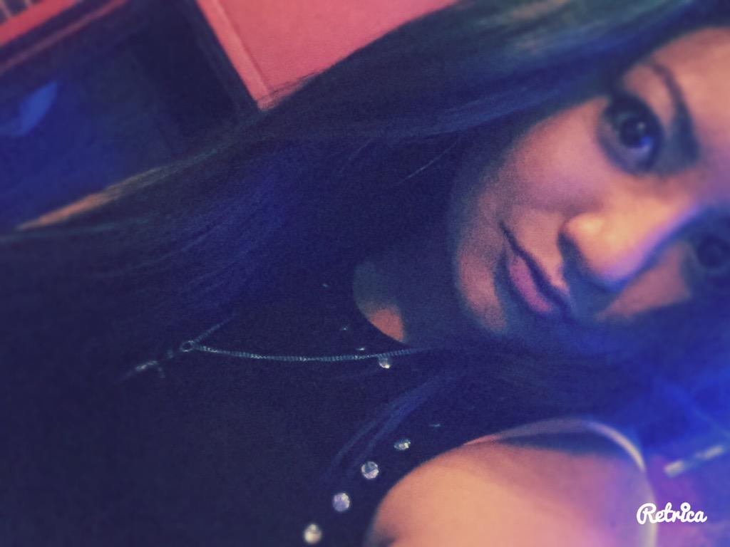 18roxy's tweet image. Si yo now quiero enamorar ...!!!!