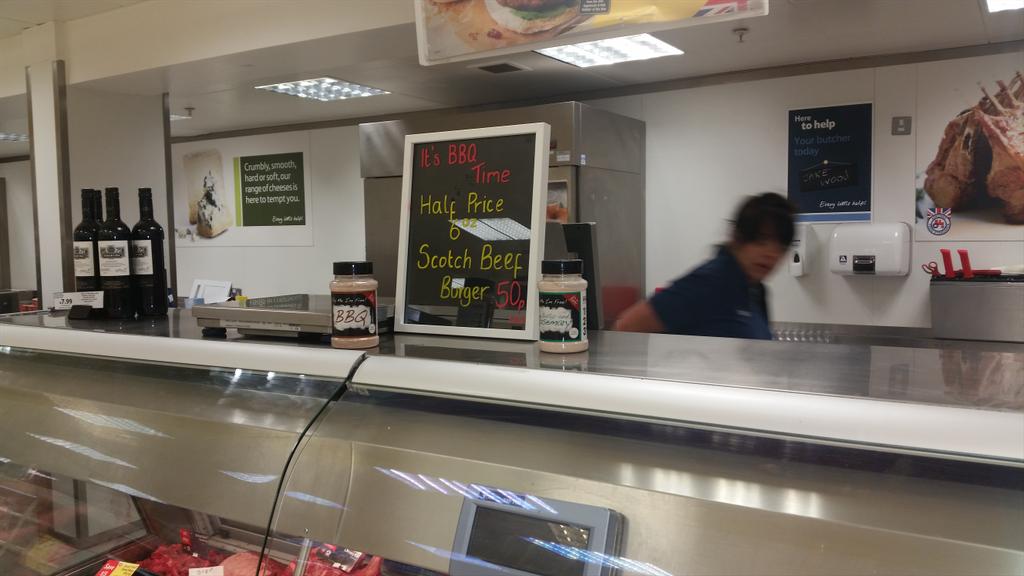 Trade driving getting ready for summer wgll <a href="/Tesco2038/">Tesco Aylesbury 2038</a> @EggletonOlly <a href="/chrisphillips27/">chris phillips</a> @steviegosboy <a href="/TJ_Hgt/">Tony Hoggett</a>