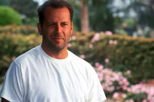 We're #DieHard fans of #JohnMcClane! {See what we did there?} ~ Follow <a href="/TraceImpulse/">John McClane RCPD</a> and <a href="/_YippeeKi_Yay_/">John McClane</a>! ~ HQ